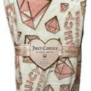 Juicy Couture Soft And Cozy Oversized Throw 50 X 70  Pink White Gold Diamonds